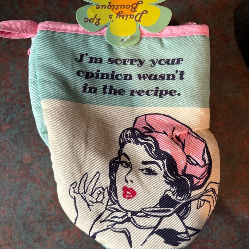 Daisys Boutique Mint Green and Pink Retro Chef Oven Mitt